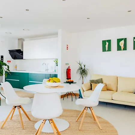 Ocean Retreat * Lagos